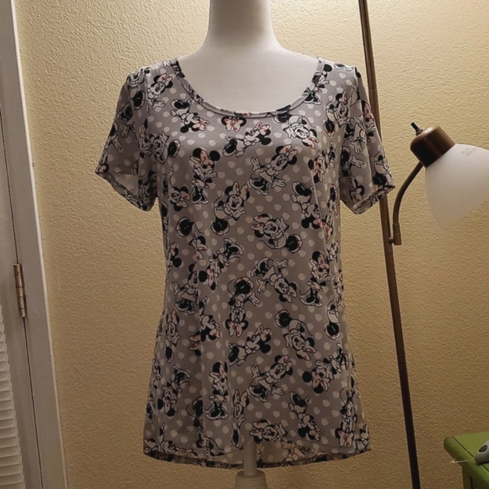 Lularoe Disney's Classic T  Minnie Mouse  🥰 Size Medium